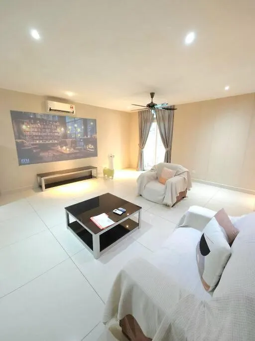 Ksl Mall 110Inch Screen Movie Room Cozy Suite Johor Bahru Apartment