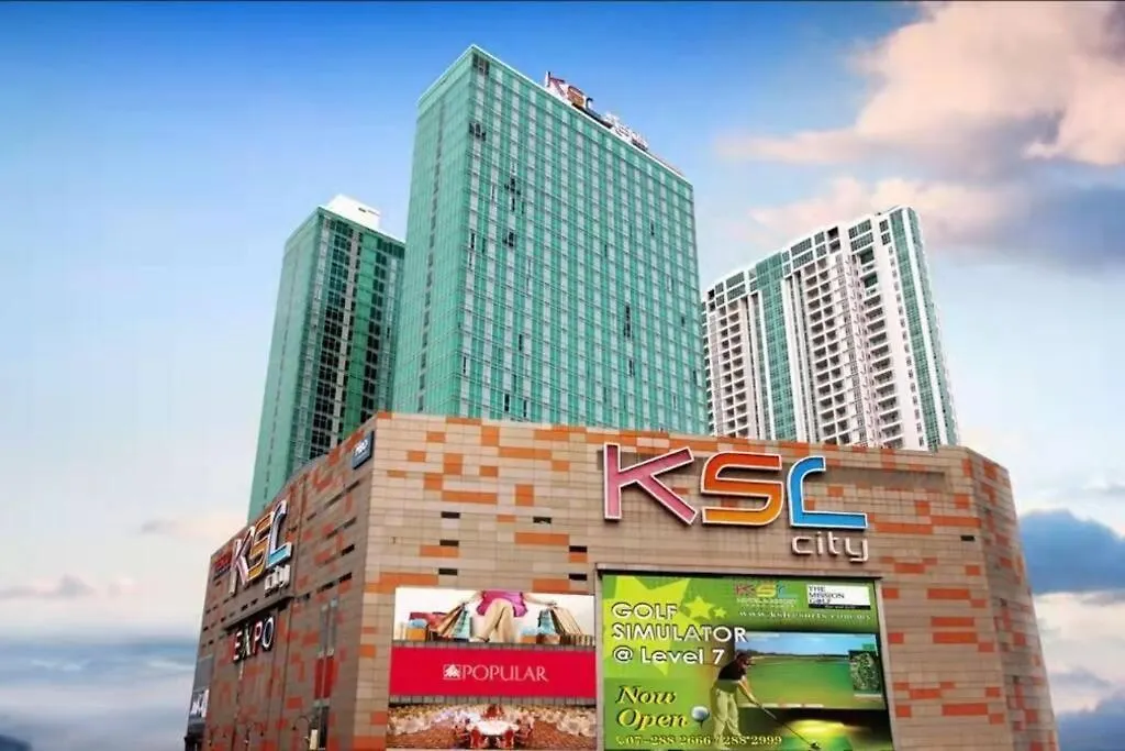 Ksl Mall 110Inch Screen Movie Room Cozy Suite Johor Bahru Malaysia
