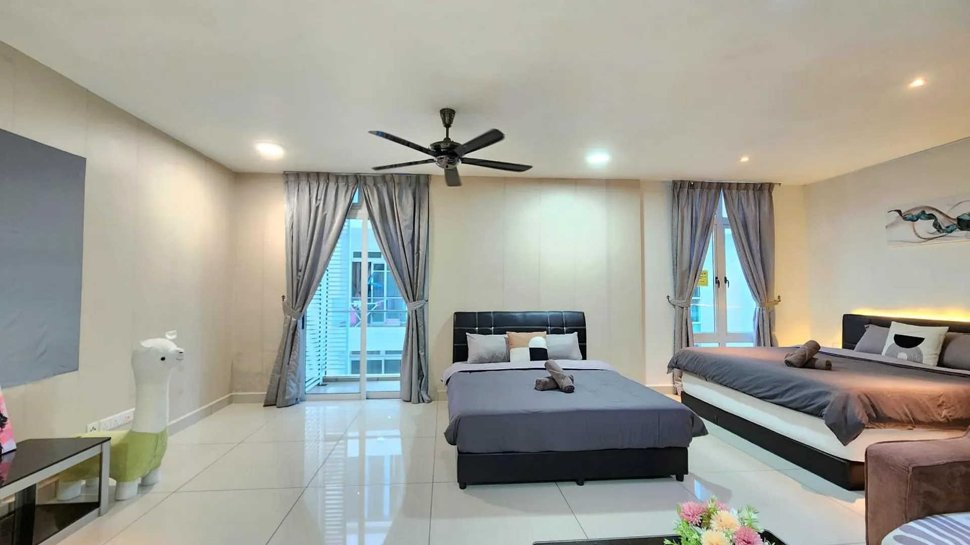 Apartment Ksl Mall 110Inch Screen Movie Room Cozy Suite Johor Bahru